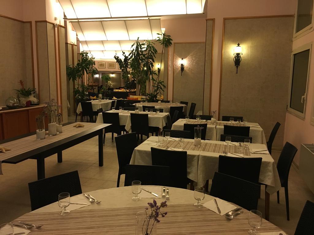 Hotel Corallo Fregenae Dış mekan fotoğraf
